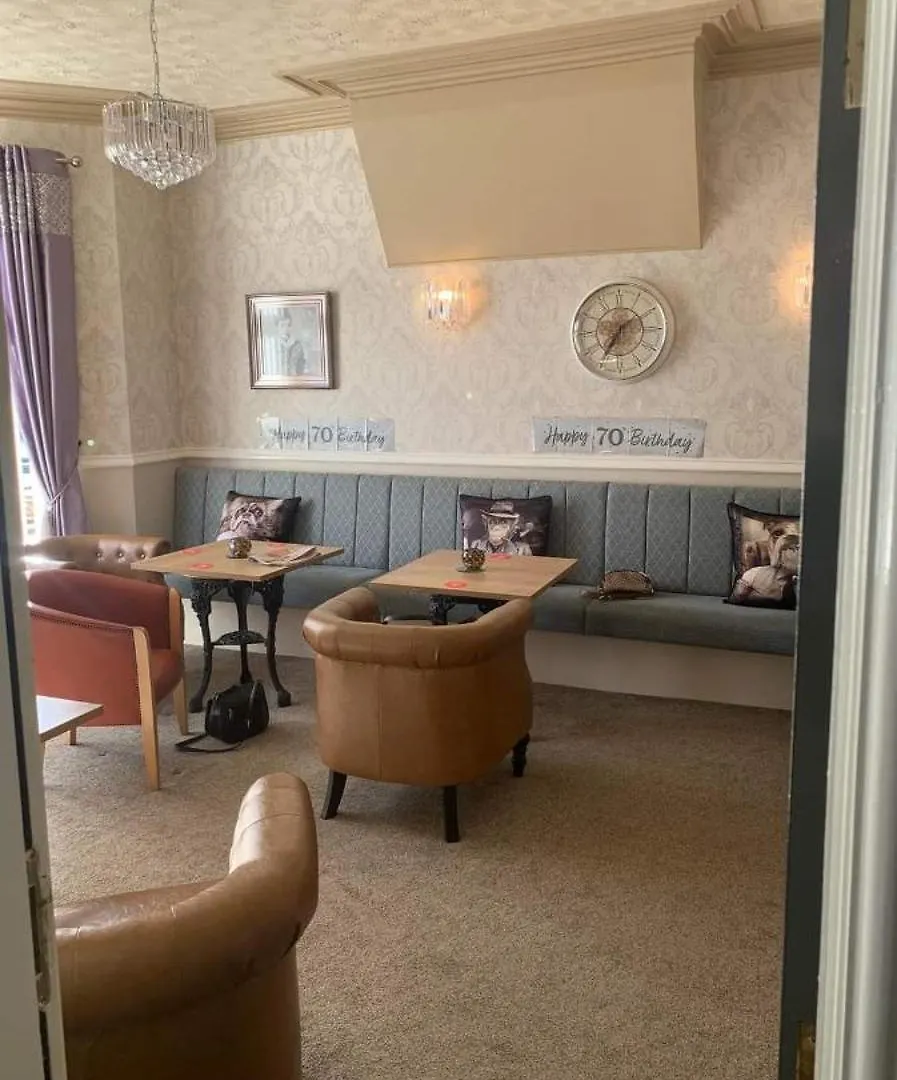 Ponderosa Hotel Blackpool Guest house